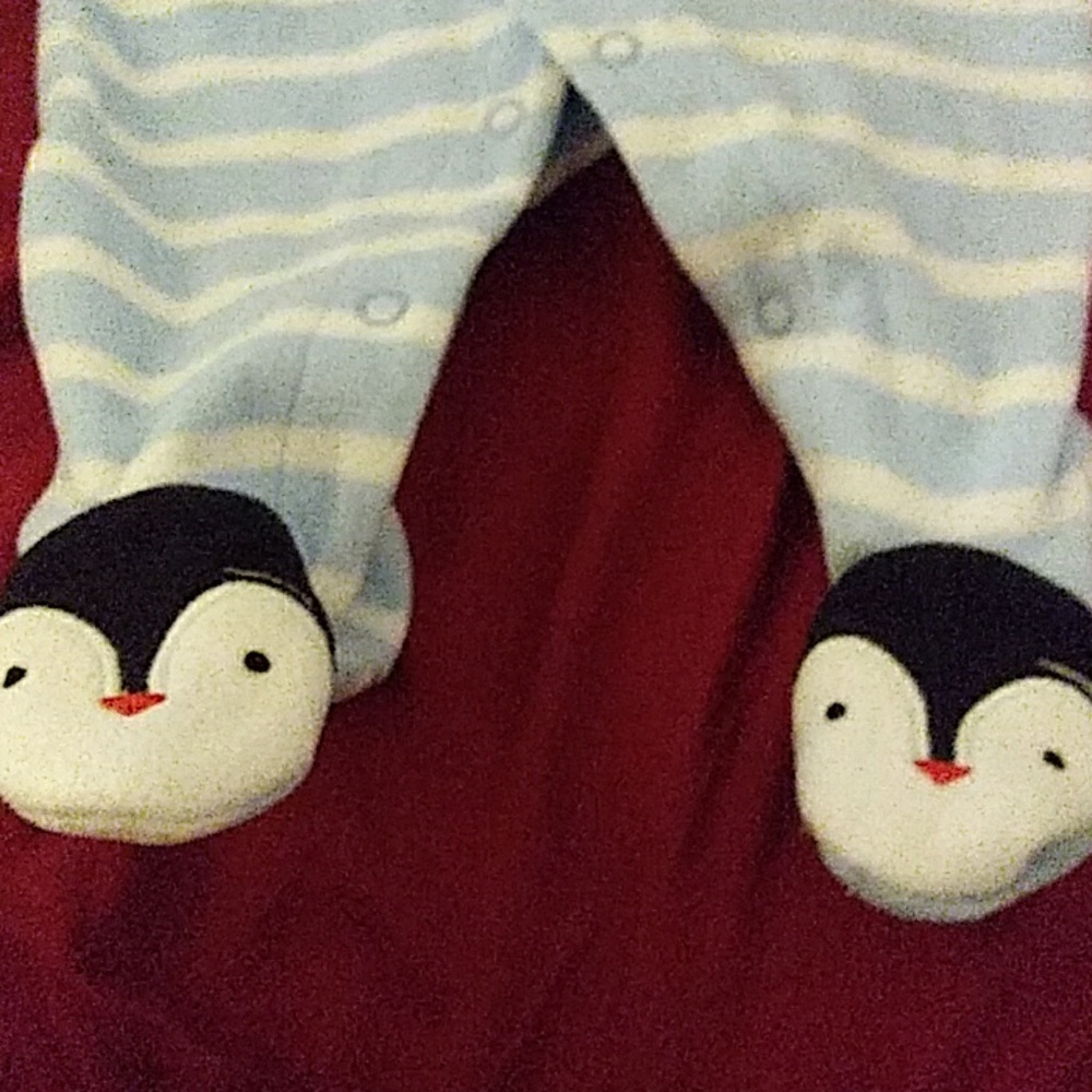 Baby Clothes - Picture 3 of 3